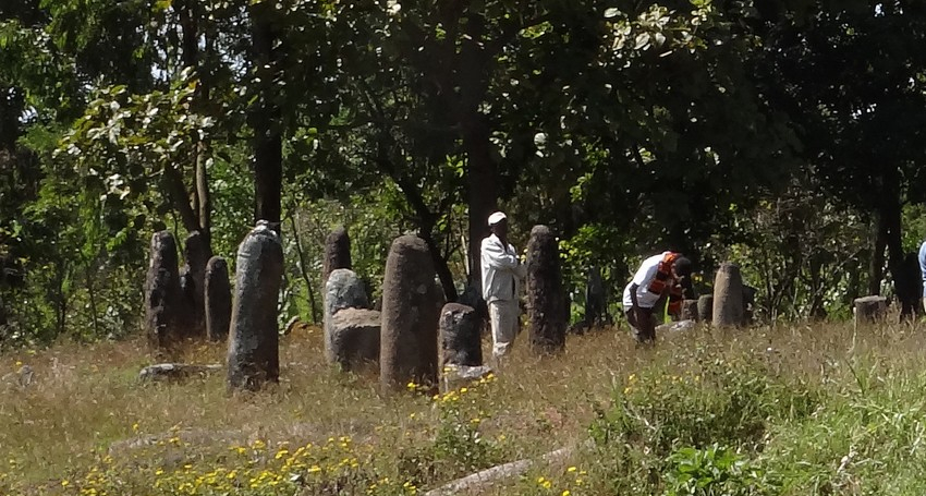 Estèlas a Chelba Tutitti.