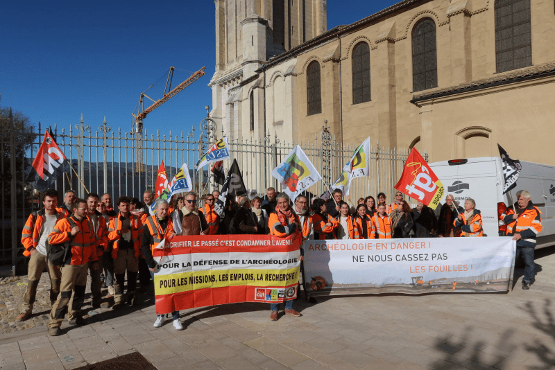 A Valença, leis arqueològs&nbsp;manifestan